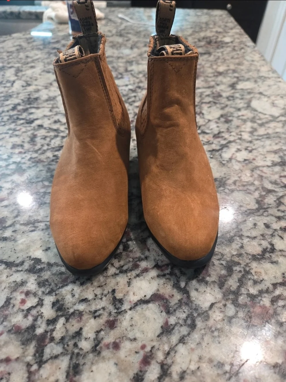 Girl's Tan Suede  Boots